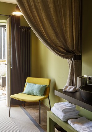 小屋 | 高档床上用品、记忆海绵床垫、特色装修、特色家居