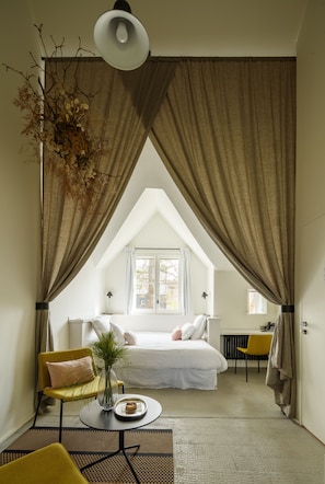 Quarto casal clássico | Roupas de cama premium