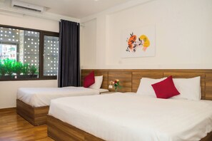Deluxe Triple Room, City View | Hypo-allergenic bedding, minibar, desk, laptop workspace - BAI CHAY PANDA HOTEL (Ha Long)