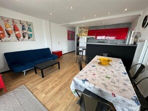 Dining - Seafront apartment, Rosas AV 06 (Rosas / Roses)