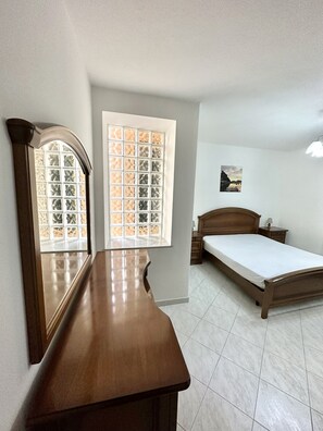 2 camere, accesso a Internet, lenzuola