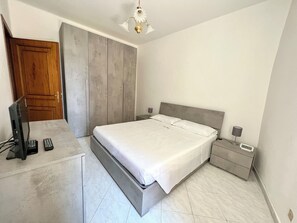 2 bedrooms, Internet, bed sheets