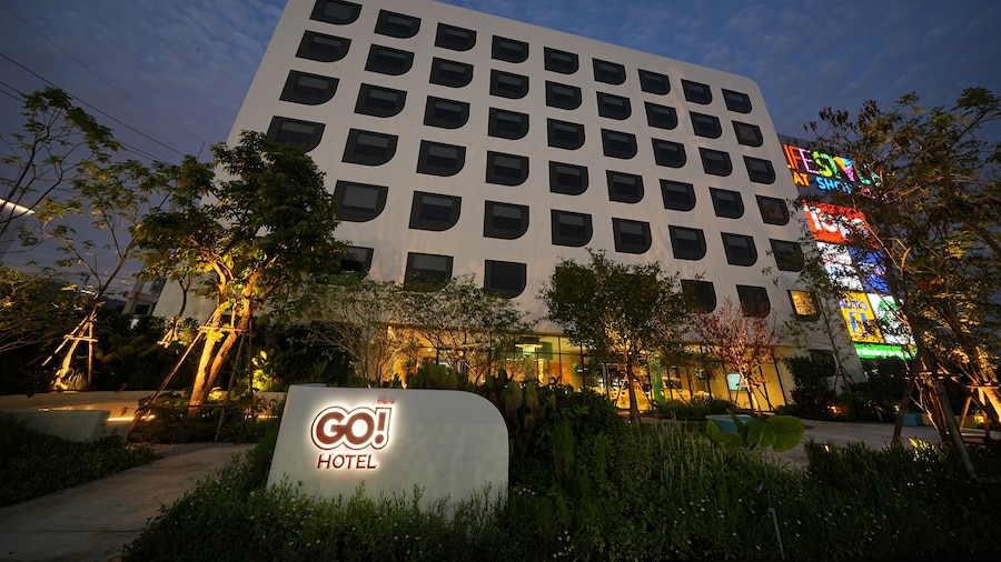 GO Hotel Ban Chang Robinson Lifestyle