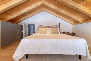 Apartment, Multiple Beds | 2 bedrooms, free WiFi, bed sheets - Luxury Seaview Apartment - Mare (Dubrovacko Primorje)