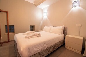 3 Schlafzimmer, Bügeleisen/Bügelbrett, kostenloses WLAN, Bettwäsche