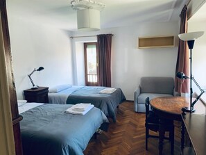 3 camere, Wi-Fi, lenzuola