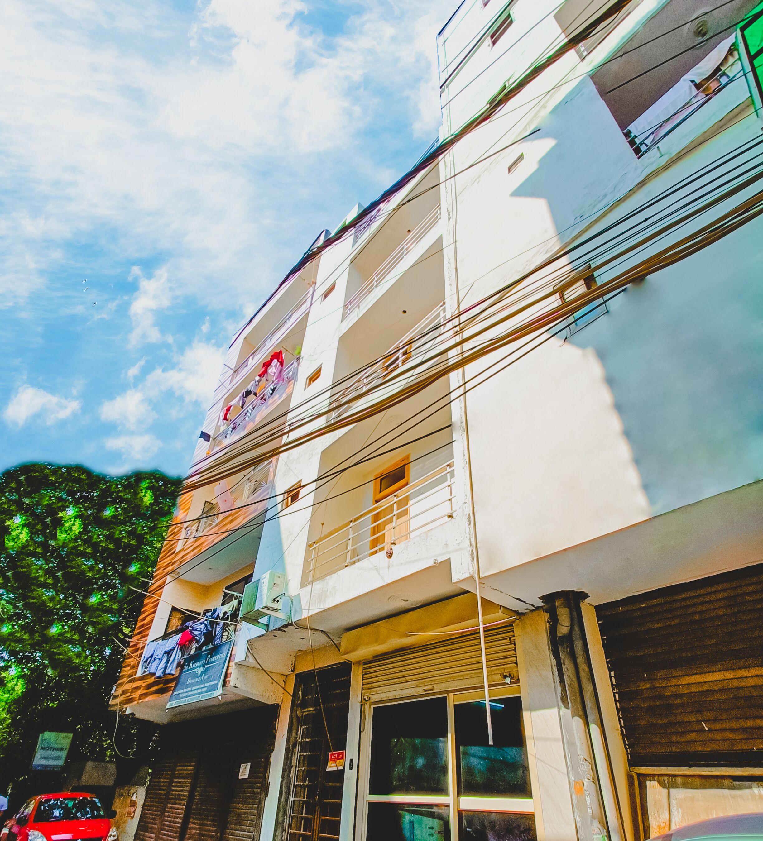 Roomshala 030 Lisa Homes