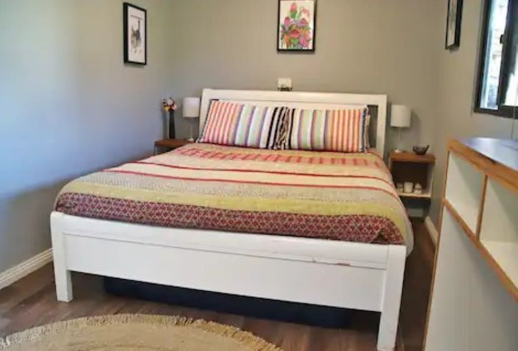 Cosy Bungalow on Tranquil Organic Mini-Farm