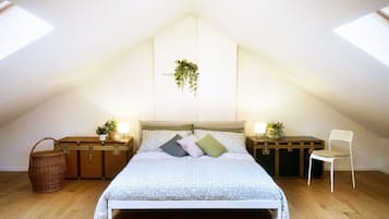 4 makuuhuonetta, silitysrauta/-lauta, vauvan matkasänky, ilmainen Wi-Fi