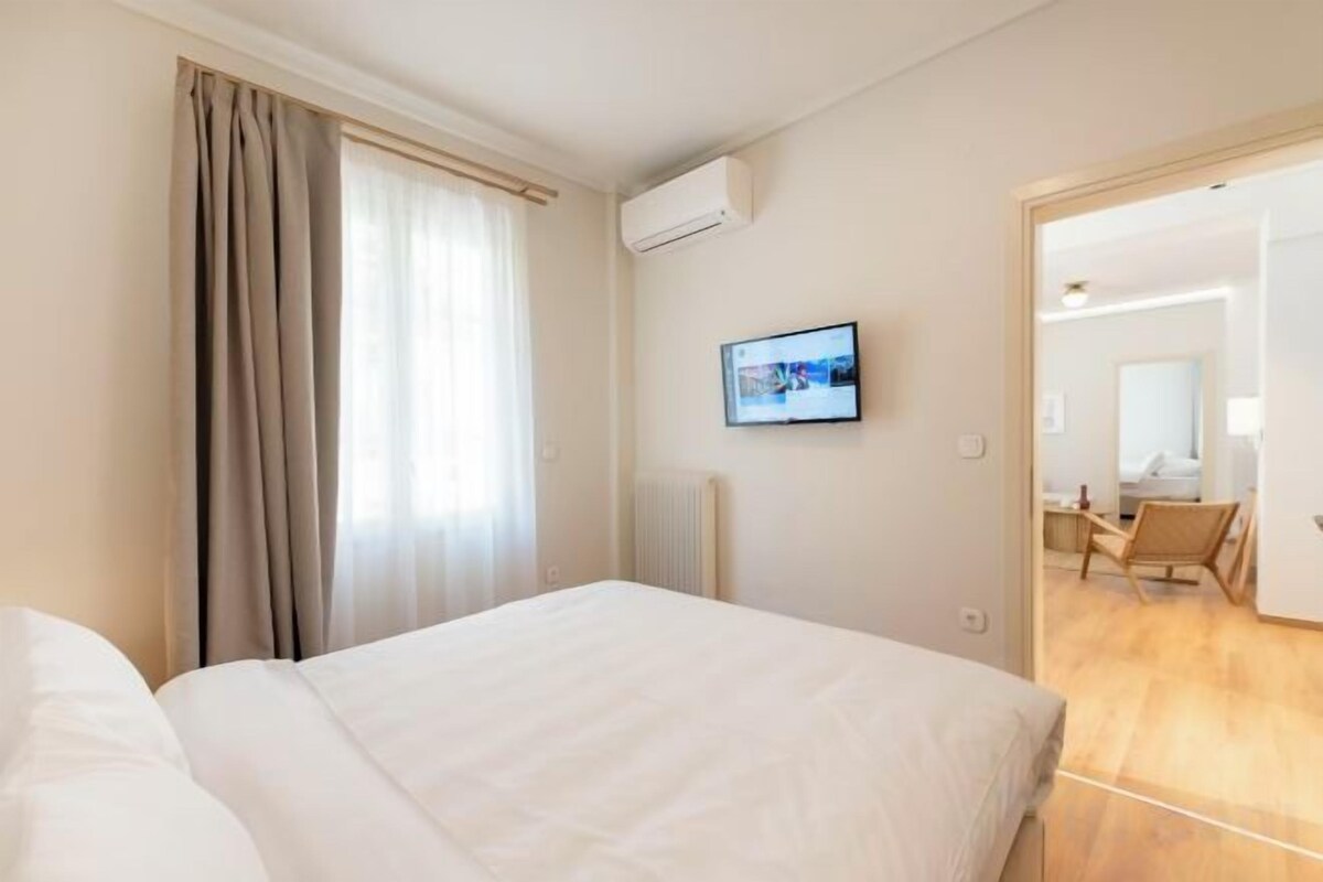 Roupas de cama antialérgicas, espaço de trabalho para notebook