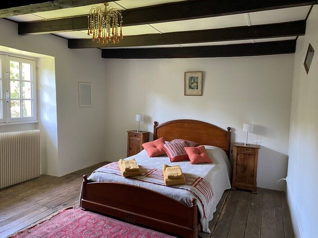 CAHORS - Family Manor