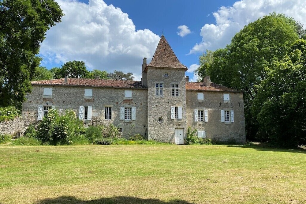 CAHORS - Family Manor