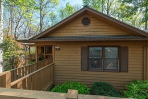 Property grounds - Bent Creek 11 at Rumbling Bald (Lake Lure)