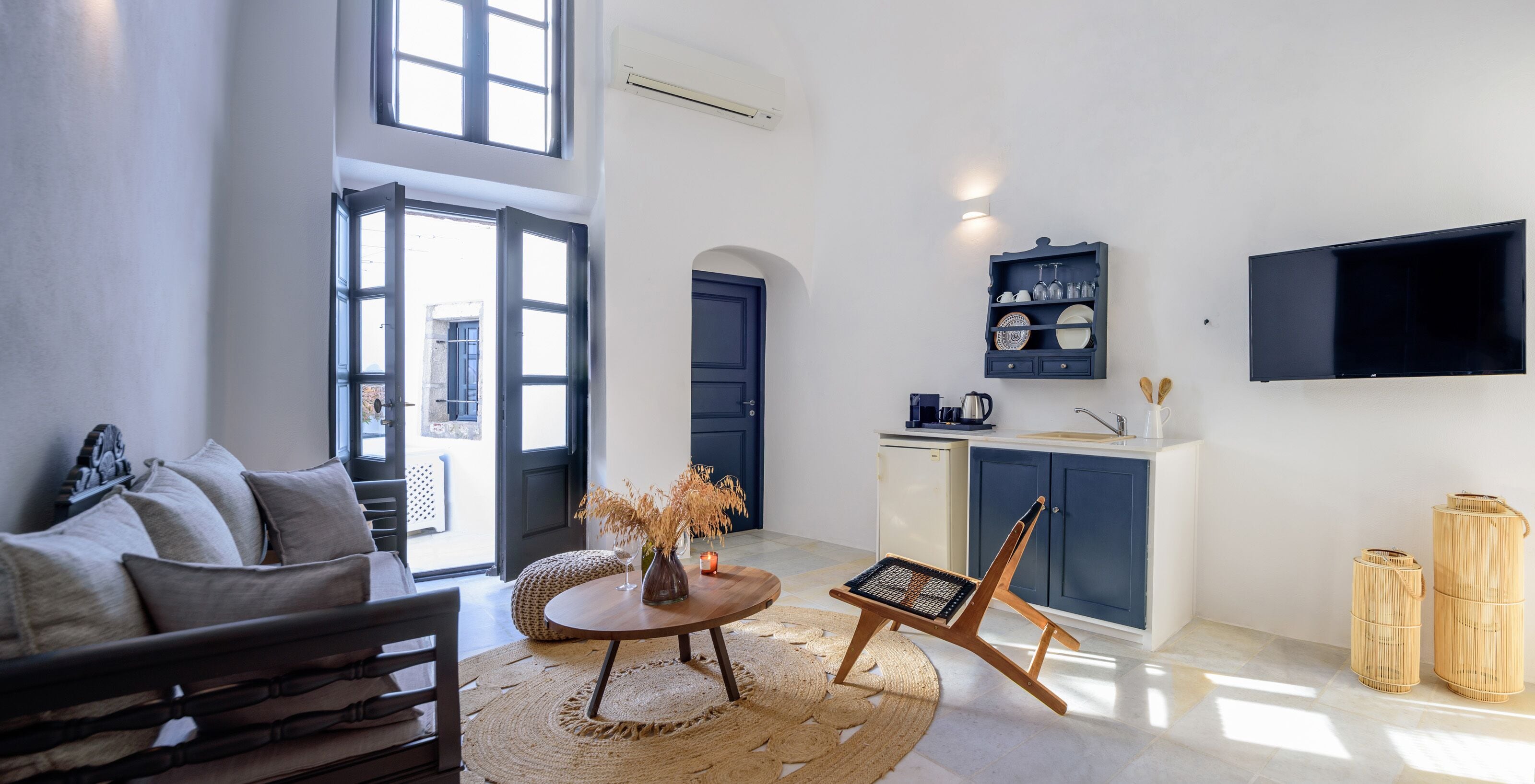 Cave One-Bedroom Suite | 起居区