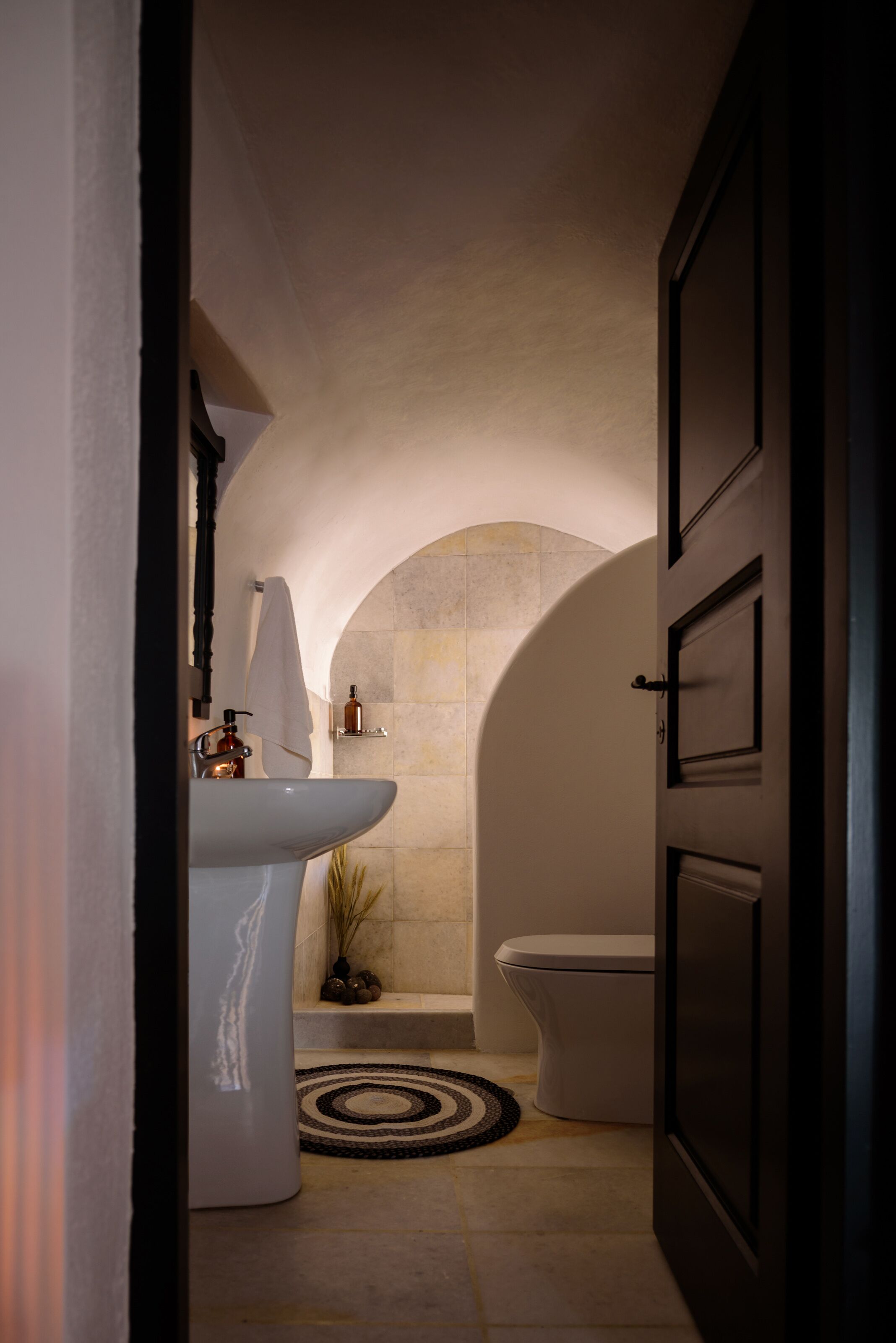 Photo - Firalia, Casa In Rock Suites