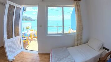 Apartment, 1 Queen Bed | 1 bedroom, iron/ironing board, free WiFi, bed sheets