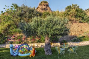 Children's play area - outdoor - La Risacca Relais  (Belvedere Marittimo)