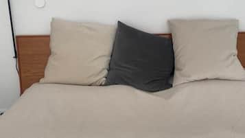 2 slaapkamers, een bureau, gratis wifi, beddengoed