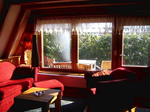 In unmittelbarer Nähe zum Sandstrand und zur Steilküste