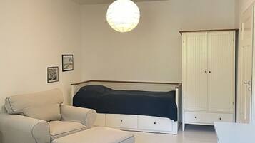 1 quarto, Wi-Fi de cortesia, roupa de cama