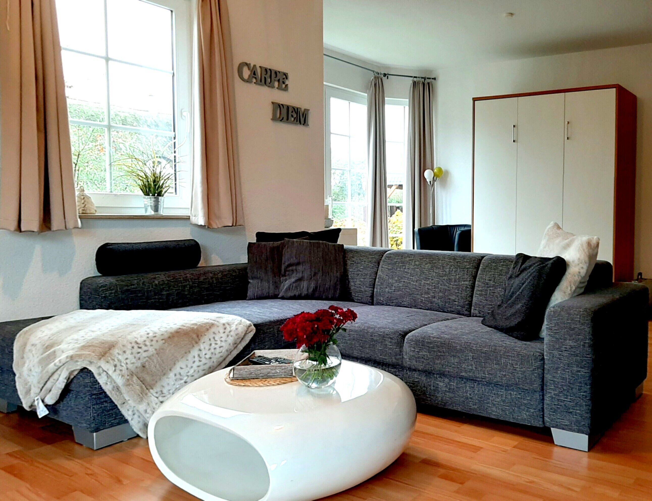 Fernseher, DVD-Player, Stereoanlage