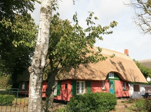 Exterior - Eines des Ältesten Häuser Wustrows (Ostseebad Wustrow)