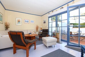 TV, DVD player, stereo - Gleich Hinterm Deich (Ostseebad Wustrow)