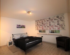 2 bedrooms, iron/ironing board, free WiFi - In Ruhiger Lage, Strandnah ca. 400m (Ostseebad Dierhagen)