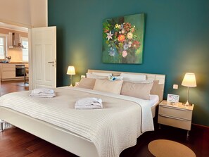 1 bedroom, free WiFi, bed sheets