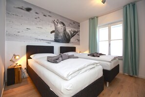 2 slaapkamers, een strijkplank/strijkijzer, gratis wifi, beddengoed