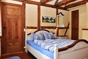 3 Schlafzimmer, Bügeleisen/Bügelbrett