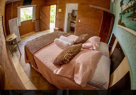 Comfort Room | Free WiFi