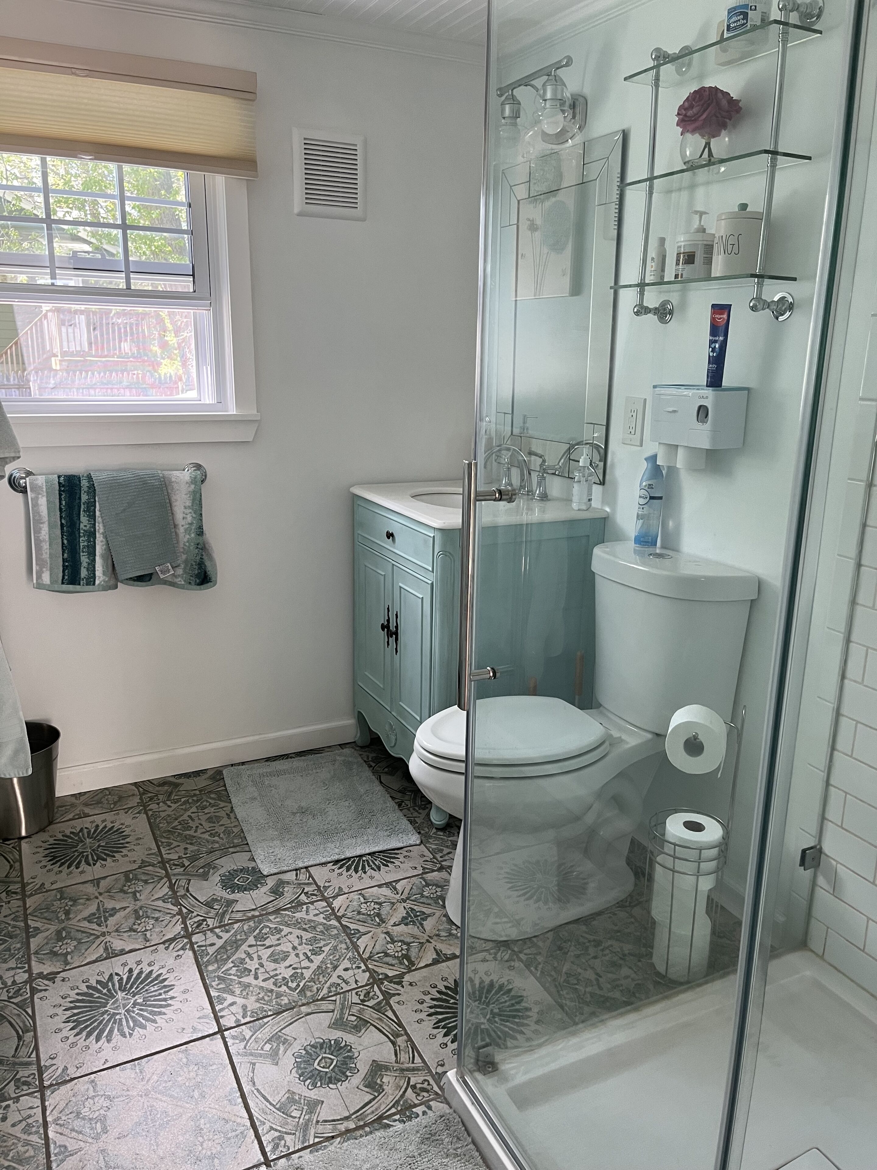 Amazing lake house with everything you need! 