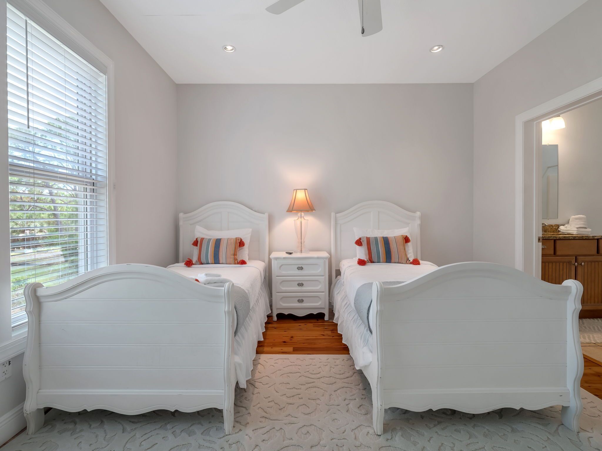 Pet Friendly, Beach Access, Private Pool, Bay View,Golf Cart,St George Island