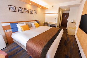 Deluxe Double or Twin Room | Premium bedding, down comforters, memory foam beds, in-room safe - Floral Higashishinsaibashi Hotel (Osaka)