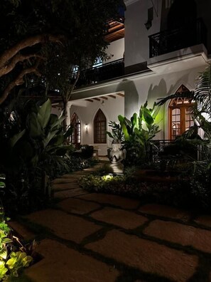 BBQ/picnic Area - The Postcard Saligao (Consua)