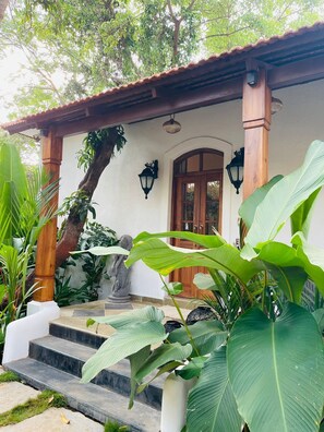 Quang cảnh vườn