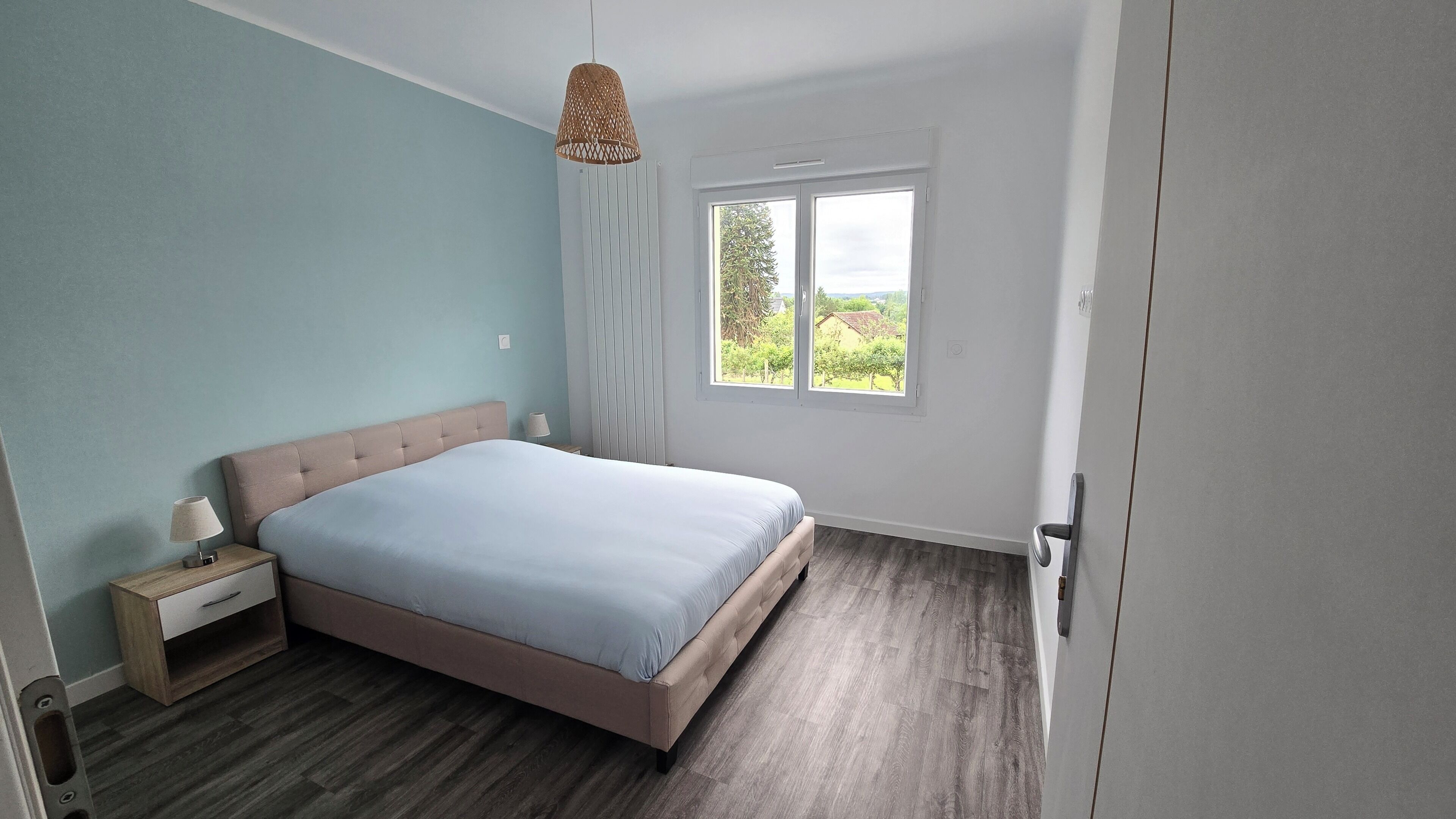 4 quartos, berço de viagem, Wi-Fi de cortesia, roupa de cama