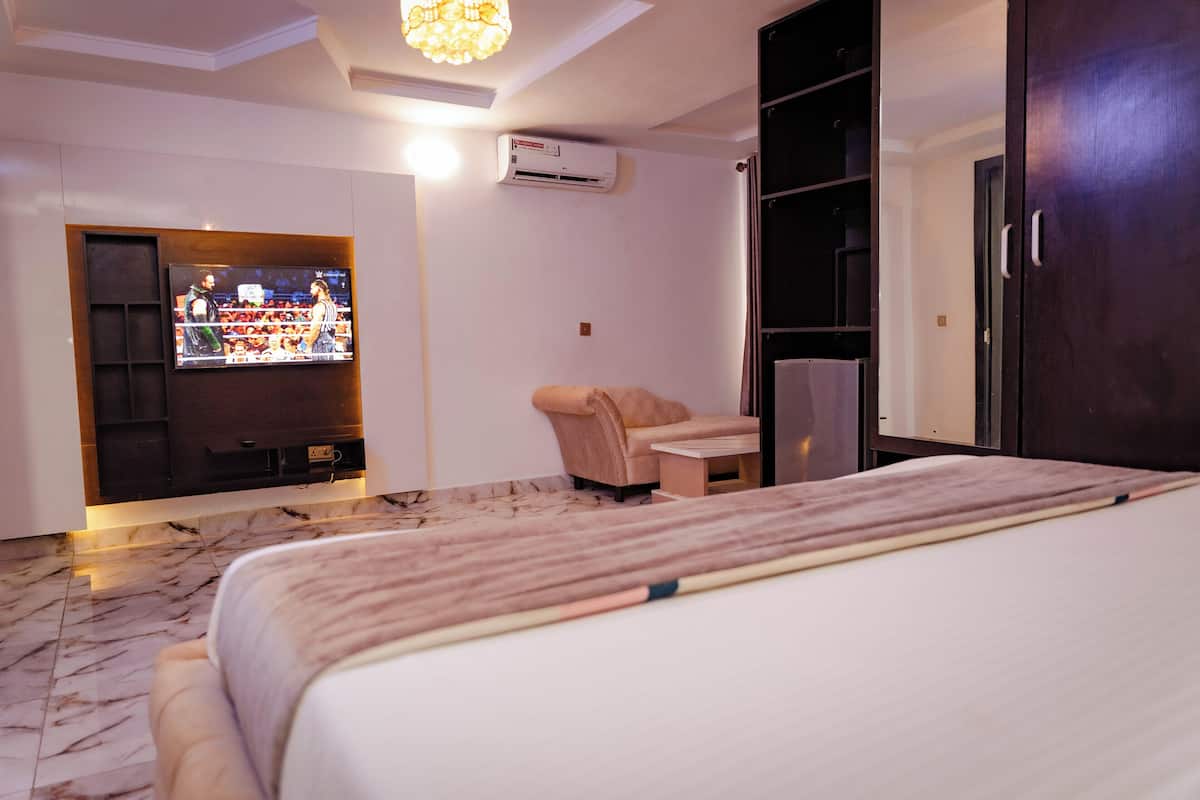 Executive driepersoonskamer | Lakens van Egyptisch katoen, luxe beddengoed