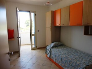 Appartement Ville | 2 chambres, lit de bébé portatif, accès au Wi-Fi (inclus)