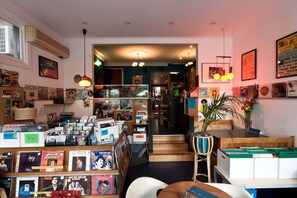 Lobby - A Comfy & Cozy 2BR Apt Near Flemington Races (Kensington)