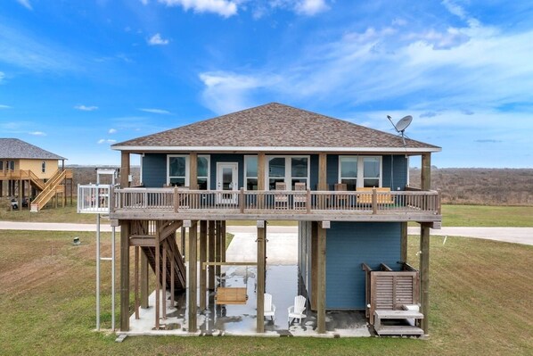 House, 4 Bedrooms | Exterior - Born To Beach 4 Bedroom Home by RedAwning (Port Bolivar)