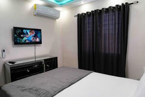 3 bedrooms, travel cot, free WiFi, bed sheets - In the best area of Santo Domingo East, close to everything. (Santo Domingo Este)