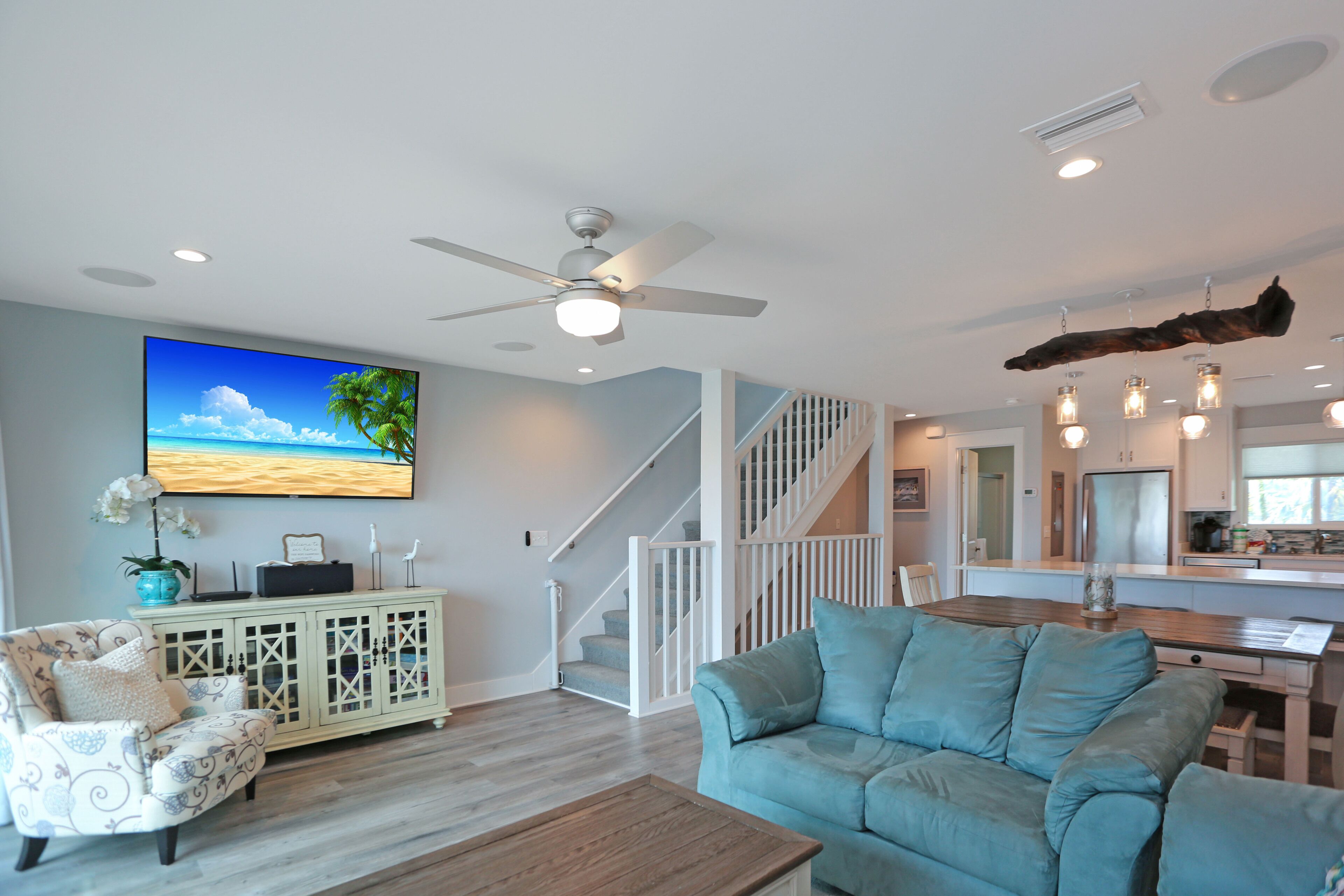 Beachfront with Two Large Decks on C30 ~ Sharla's Sunrise