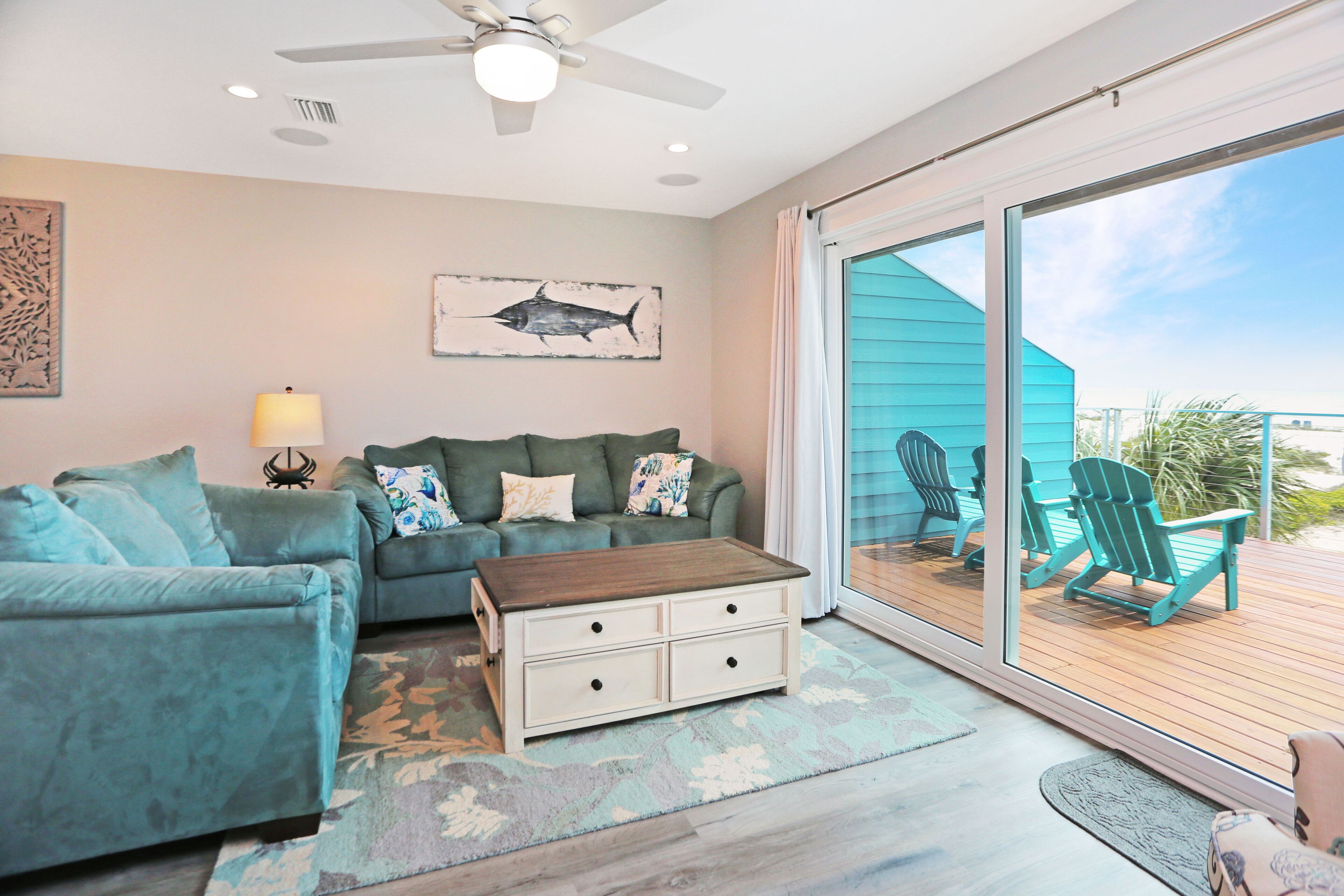 Beachfront with Two Large Decks on C30 ~ Sharla's Sunrise