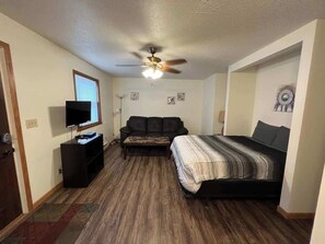 Iron/ironing board, WiFi, bed sheets - 1 Bed 1 Bath Apartment at Northtowne Apartments! (Tomah)