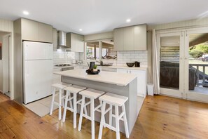 Frigorífic, microones, forn i rentaplats 