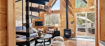 Perch - Waterfront A-Frame 2BR Cabin w/ Stylish Design and Hot tub!