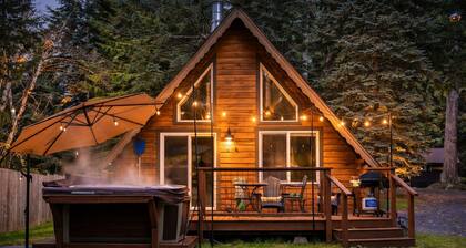 Perch - Waterfront A-Frame 2BR Cabin w/ Stylish Design and Hot tub!