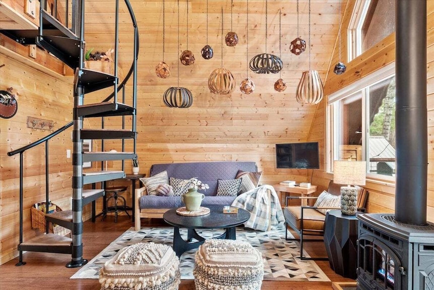 Perch - Waterfront A-frame 2br Cabin W/ Stylish Design And Hot Tub! - 애쉬포드